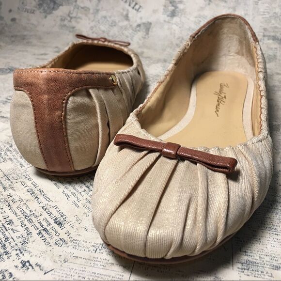 Beverly Feldman Fabric/leather Flats - Picture 10 of 13